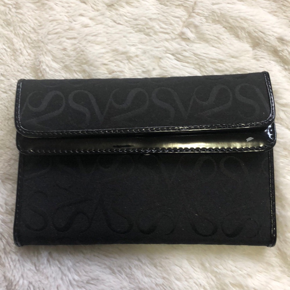 SALE! Simply Vera all black “SV” signature wallet